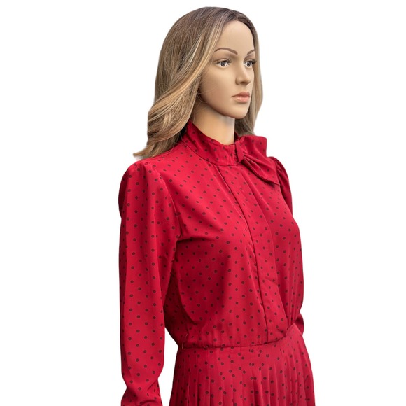 SOLD Vintage 70s 80s Albert Nipon Midi Shirt Dress Red polkadot pleated small - Picture 6 of 16